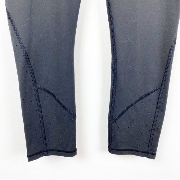 Athleta | Black Stealth Tru Cool Cropped Leggings Capri - Picture 7 of 15